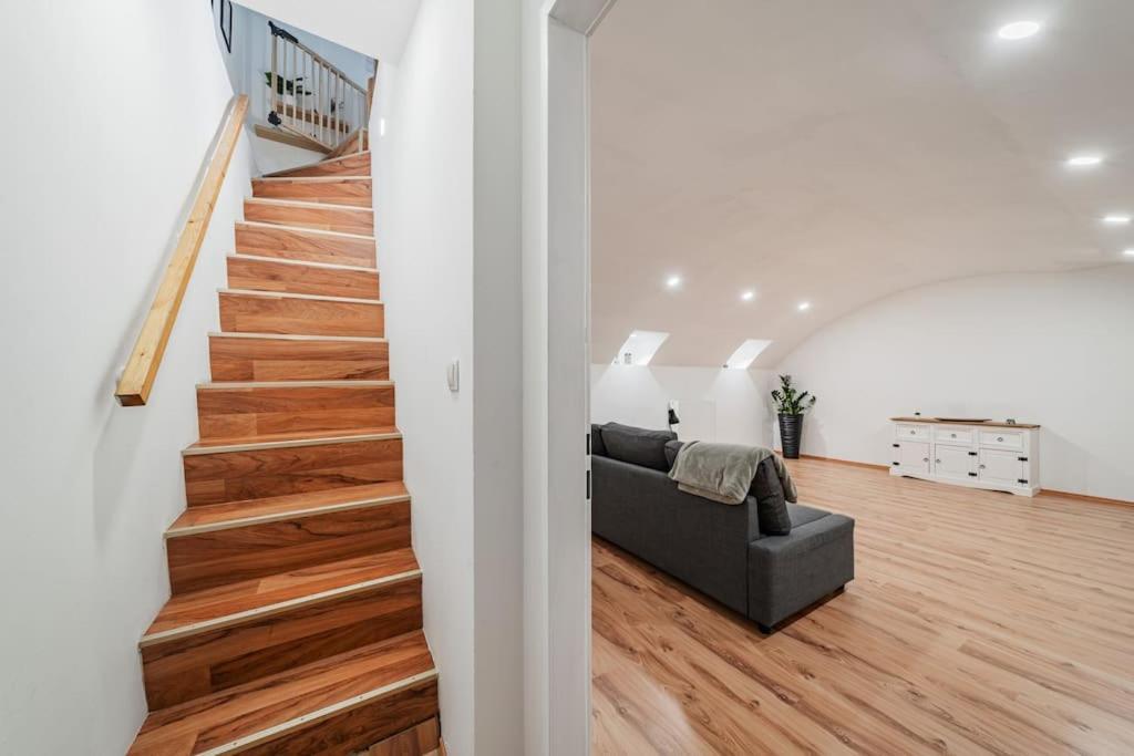 Appartamento 117 M² Near Nussdorferstrasse Vienna Esterno foto